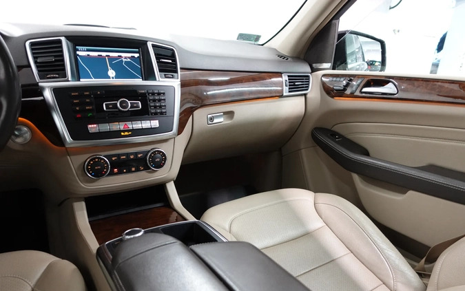 Mercedes-Benz ML cena 114900 przebieg: 171919, rok produkcji 2015 z Syców małe 781